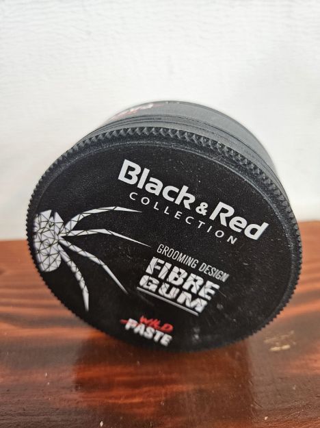 Picture of Black & Red Fibre Gum